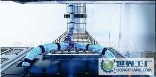 廠家直銷300*100卡薄菲式網(wǎng)格電纜橋架現(xiàn)貨供應